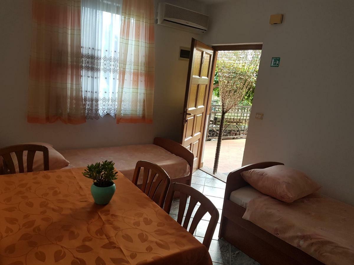 Apartman Edin Umag Eksteriør bilde